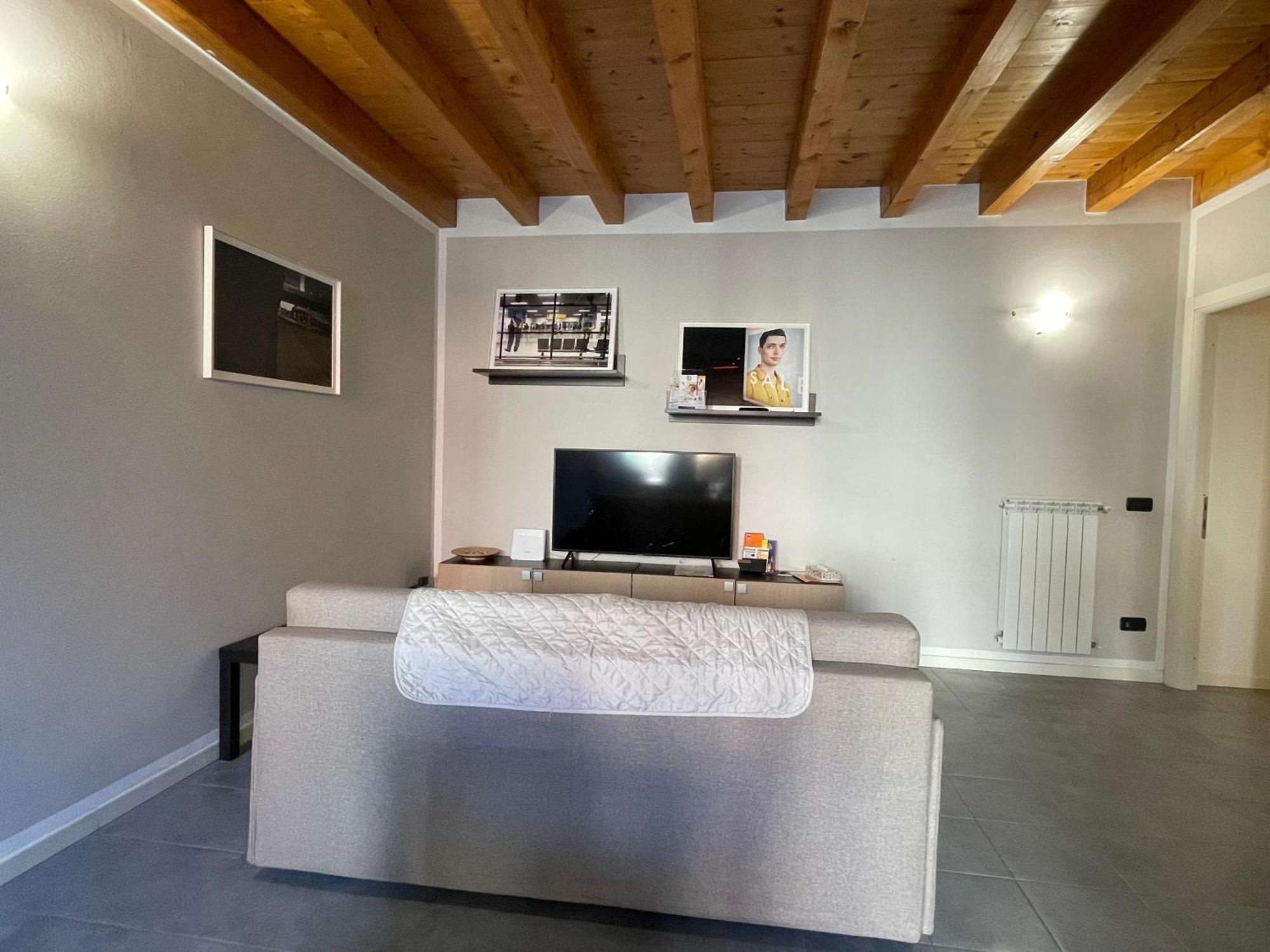 Apartamento Dimora San Giorgio - Vicino Leolandia E Bergamo Bonate Sotto Exterior foto
