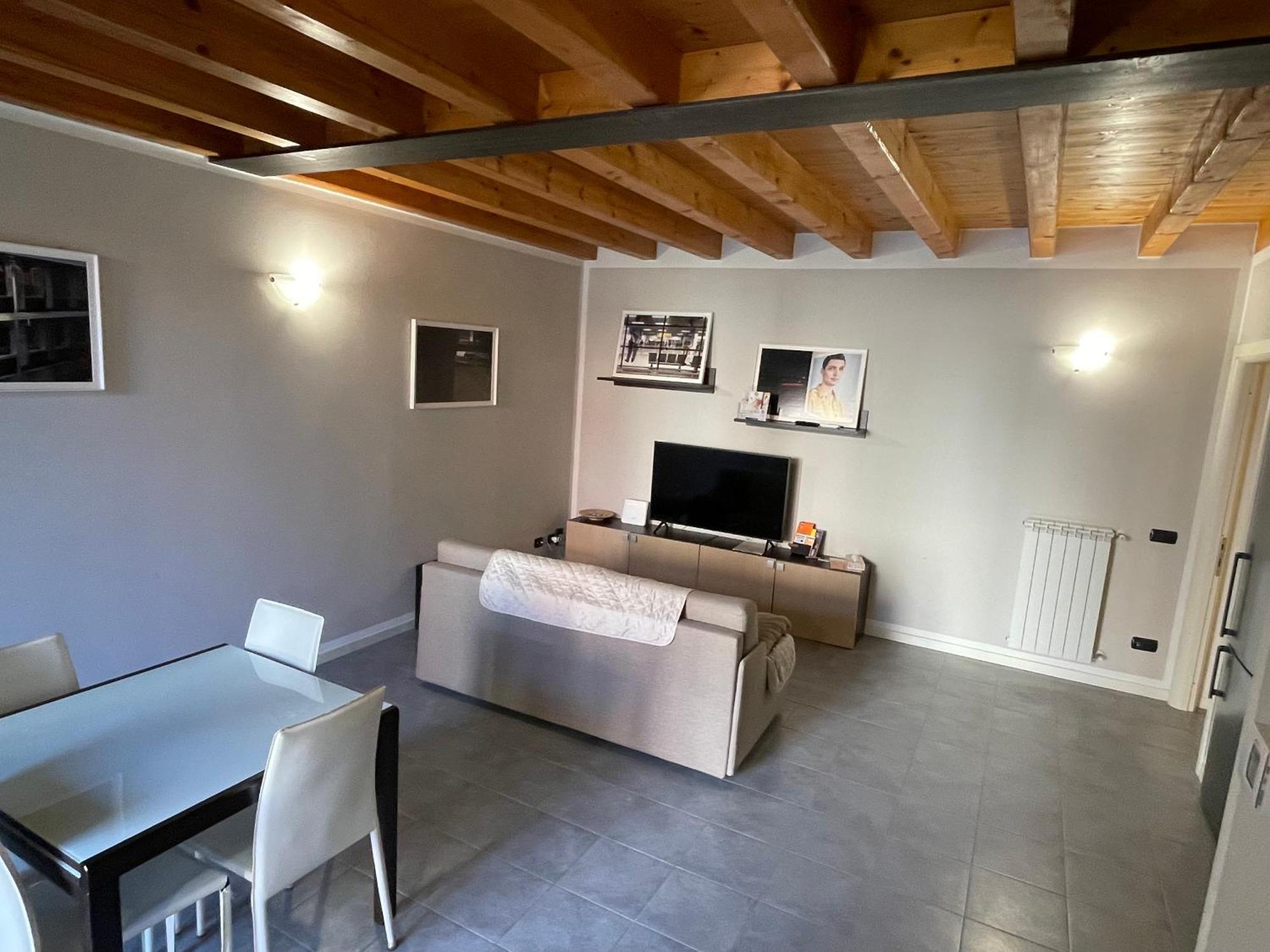 Apartamento Dimora San Giorgio - Vicino Leolandia E Bergamo Bonate Sotto Exterior foto